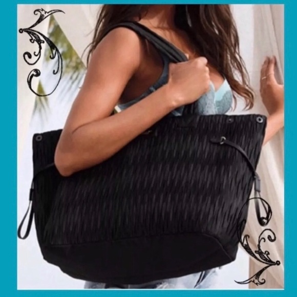 NWT Victoria’s Secret X-Large Shoulder Tote Bag! - Picture 1 of 10